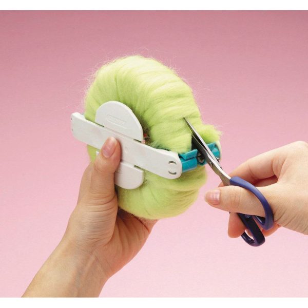 Pom Pom Maker, Extra Large, Clover Supply - Image 4